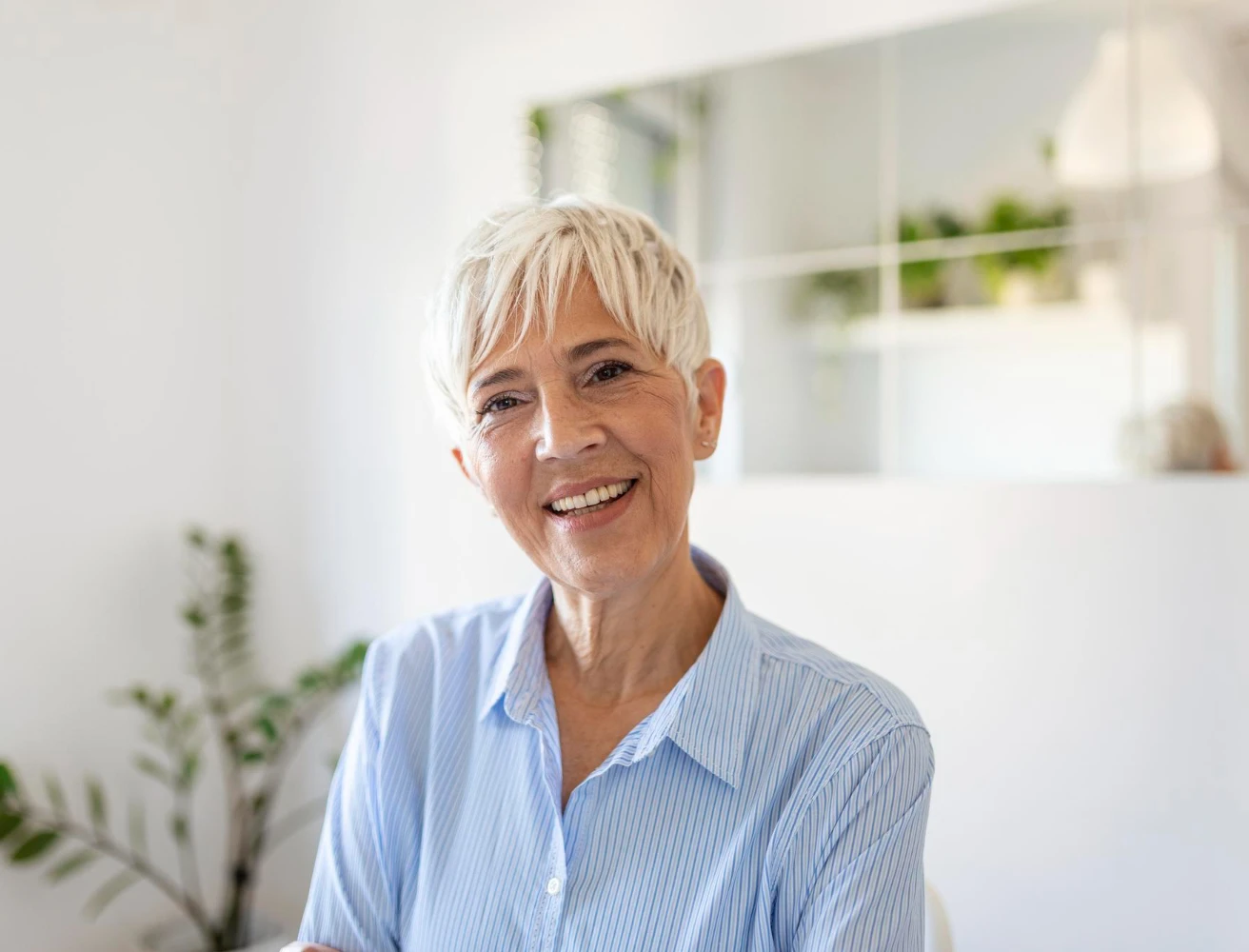 Avantages des implants par rapport aux autres traitements