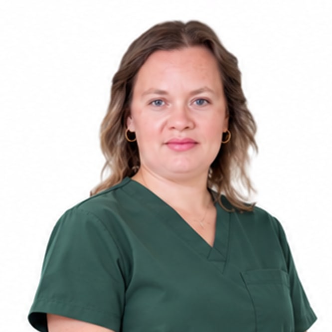 Stefania Ciobanu, apprentie assistante dentaire au Cabinet Dentaire Côté Gare Bussigny